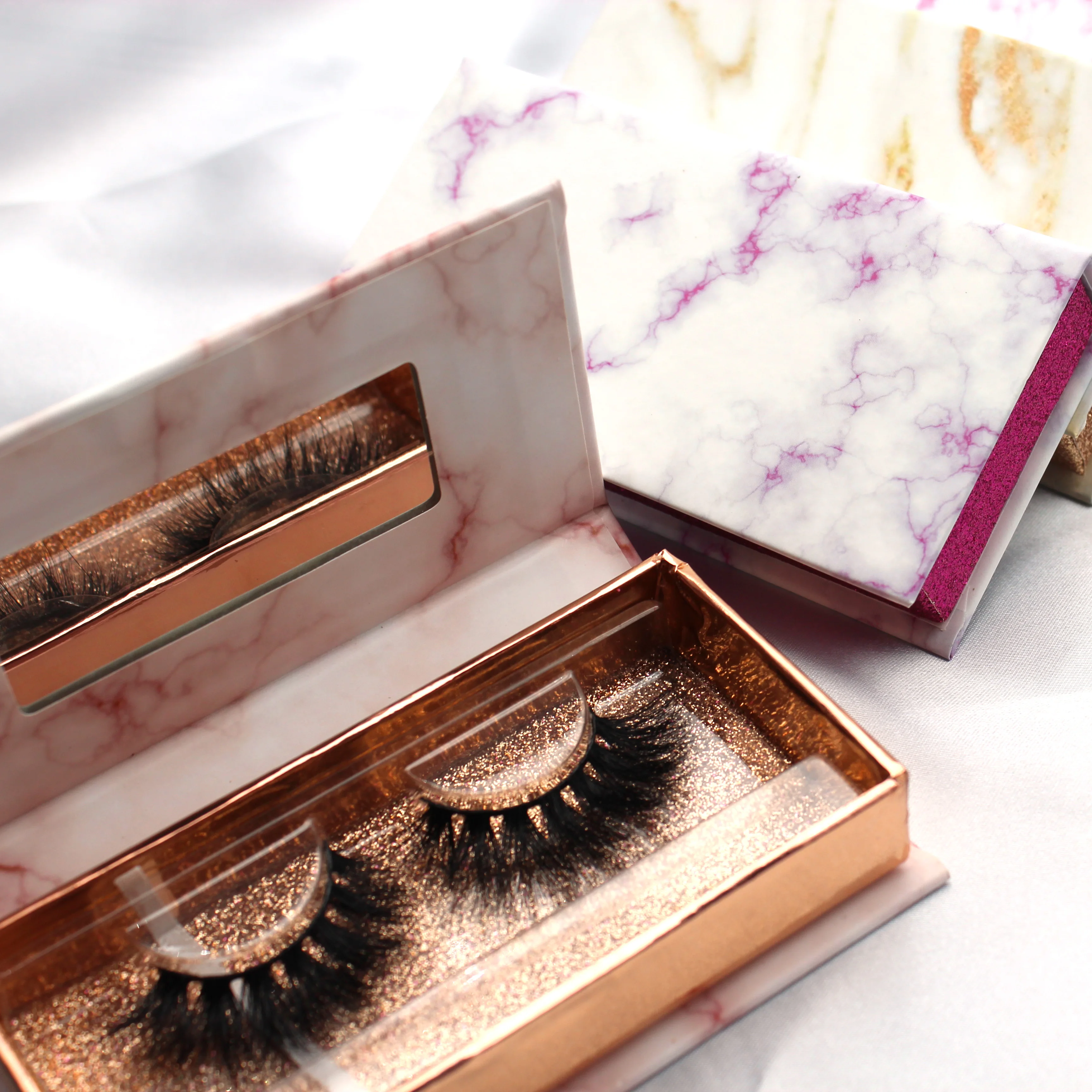 

Wispy Full Strip Cruelty Free Mink Eyelashes Custom Money Box Vendor Mink Lashes 3D Private Label, Natural black