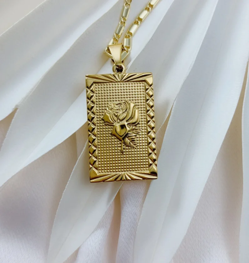 

Waterproof Stainless Steel Rectangle Rose Pendant Necklace 18k Gold Square Plate Flower Rose Medallion Pendant Necklace, Gold color