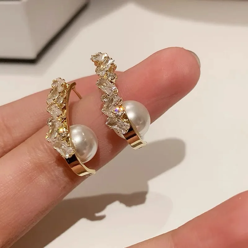 

Shangjie OEM joyas Fashion C Shape Stud Earrings Women Pearl Crystal Earrings Party Danity Earrings Jewelry