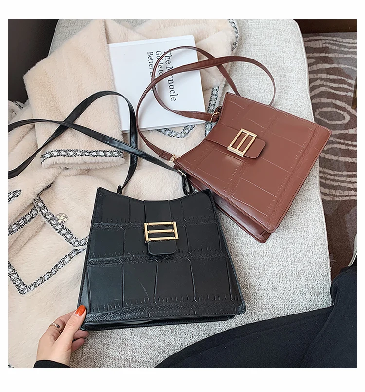 

Thick Chain Cloud Bag Retro Underarm New Soft Fold Designer Female Dumpling Cowhide Leather Clutch handbag