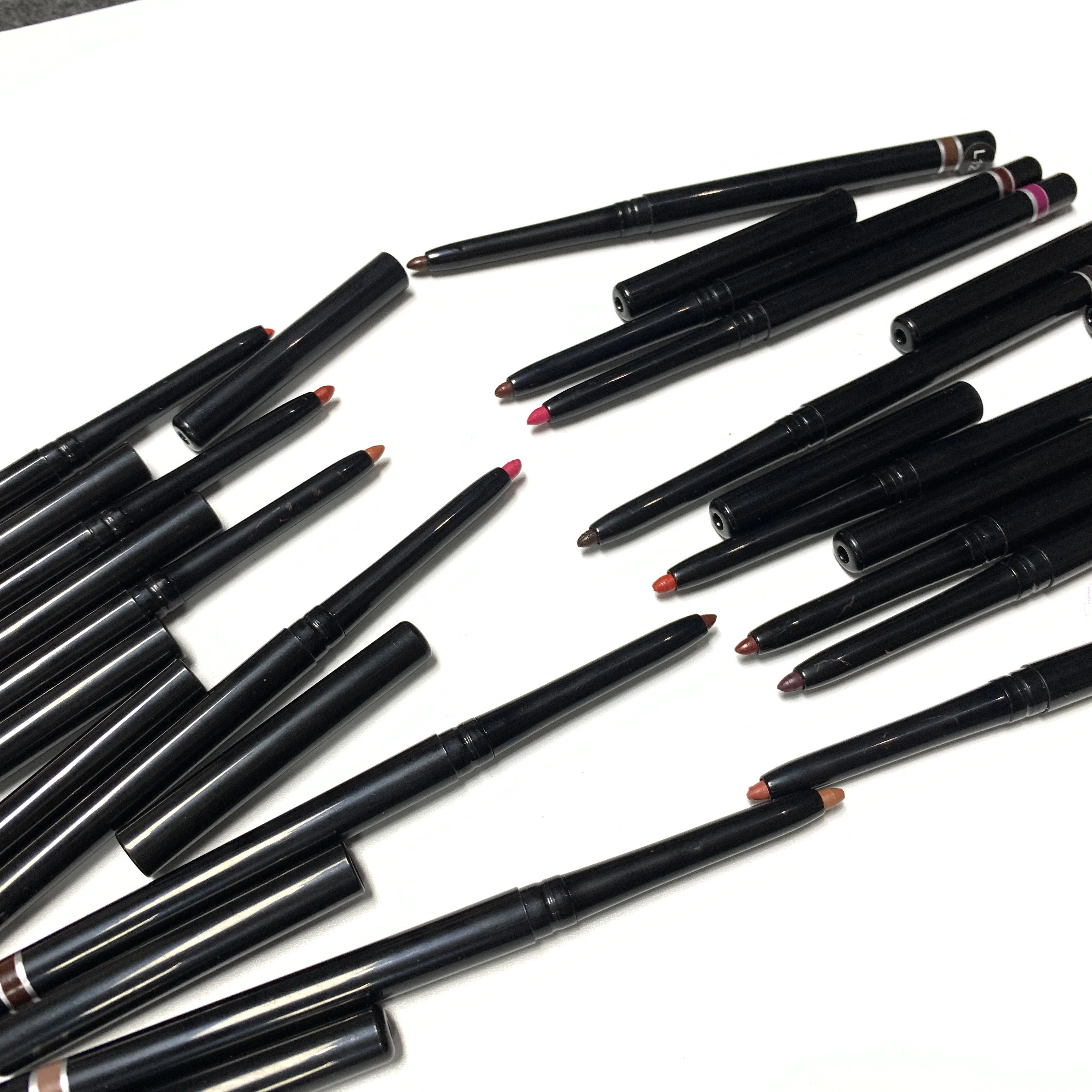 

Makeup private label wholesale waterproof lipstick vegan lip liner pencil