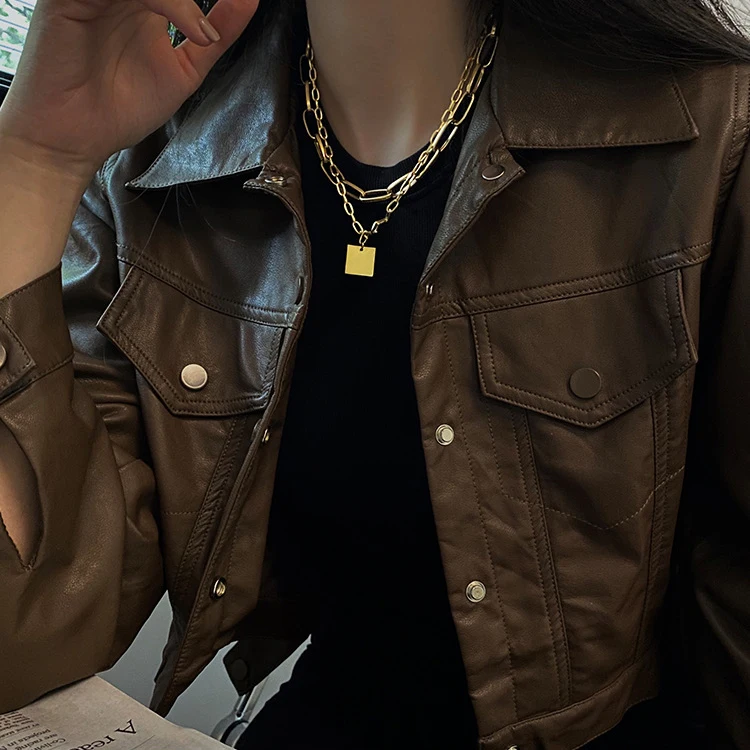 

Rentro square brand necklace 2021 new niche design sense all-match double stack wear collarbone chain