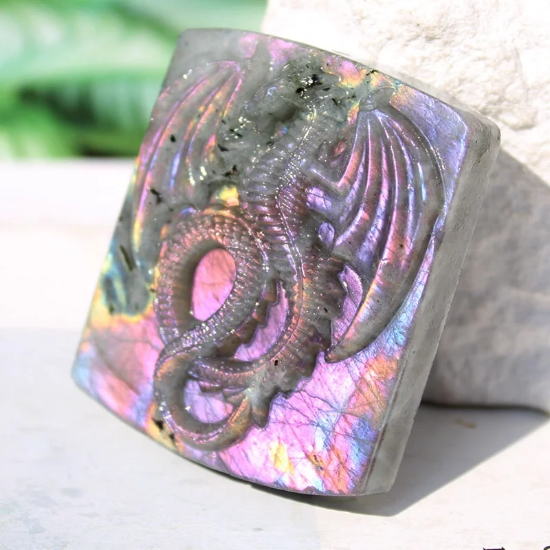 

Wholesale Head Carved Purple Flash Labradorite Carving Animals Dragon Crystal Pendant