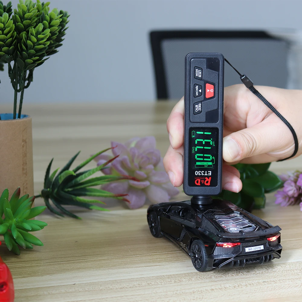 
R&D ET330 car paint coating thickness gauge Fe & NFe probe film thickness tester mini style black shell and green color display 