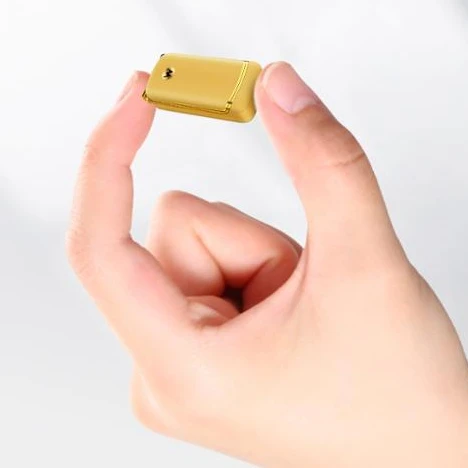 

wholesale NANO SIM small size gold phone ulcool unlocked f1 mini pocket special small flip cell mobile phone