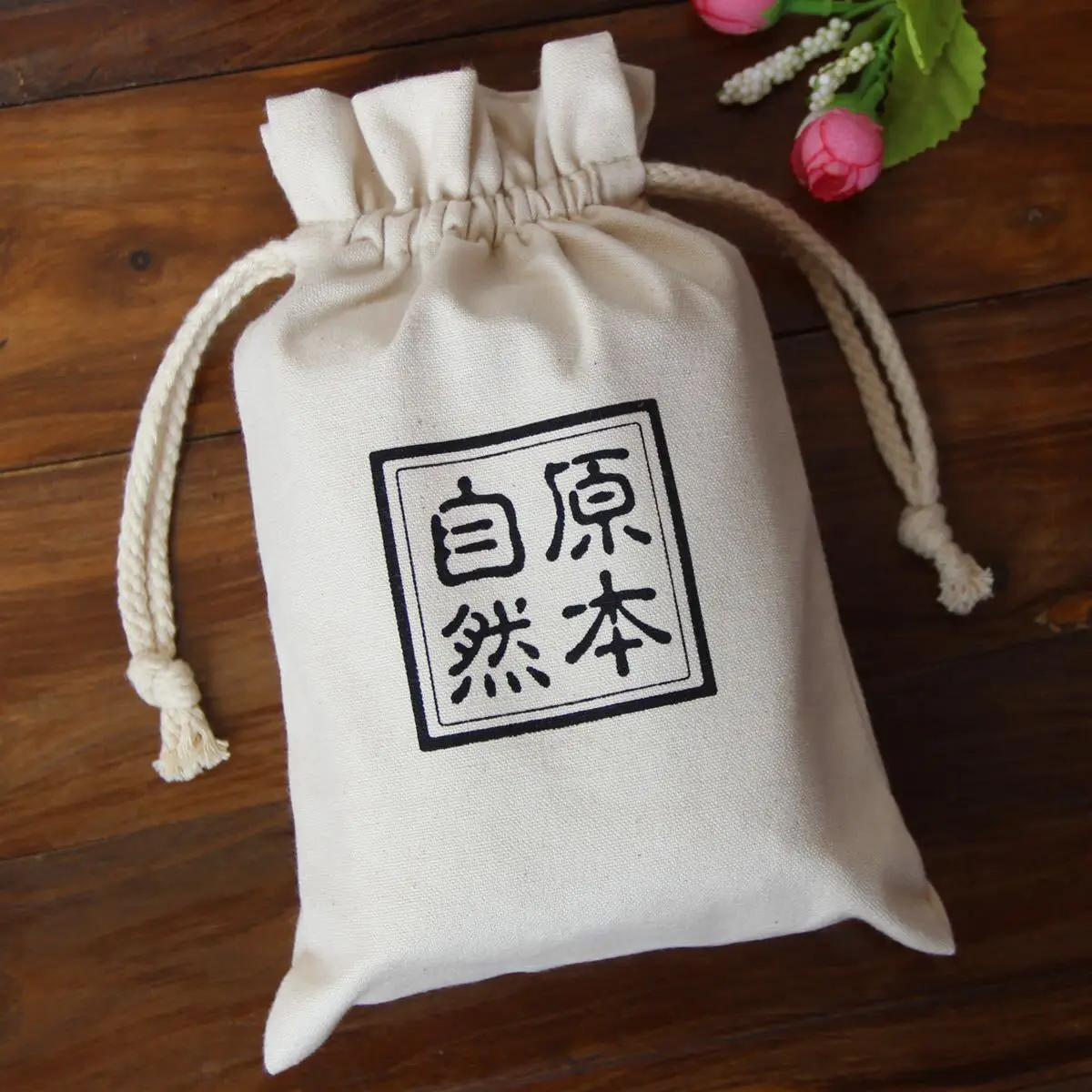 

Wholesale Cheap Logo Design Promotional Price Recyclable organic small cotton muslin drawstring bags, White, black,pink upon your request