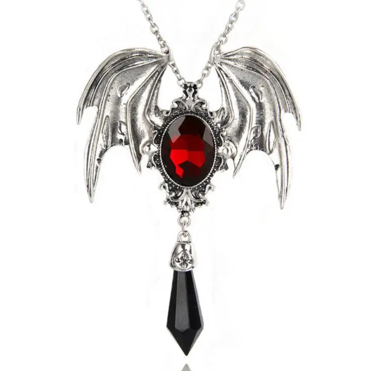 

WIIPU Gothic Punk BAT WINGS PENDANT NECKLACE Silver Wing Black Crystal Halloween