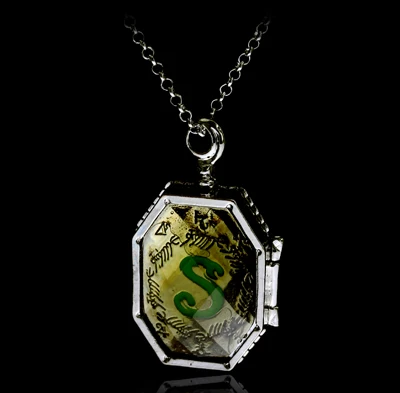 

Harry Slytherins Horcrux Pendant Box Souvenir Necklace For Man Woman