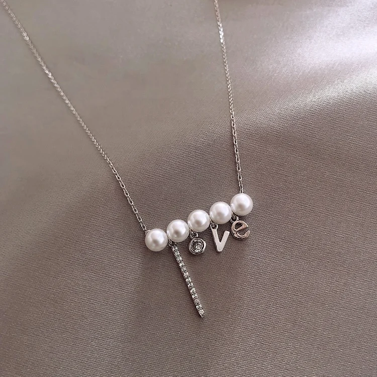 

new simple girl heart love temperament Pearl Pendant Necklace ins zircon clavicle chain new temperament Necklace
