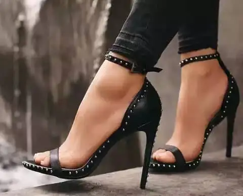 

35-42 size European and American stiletto shoes women's rivet super high heels for female