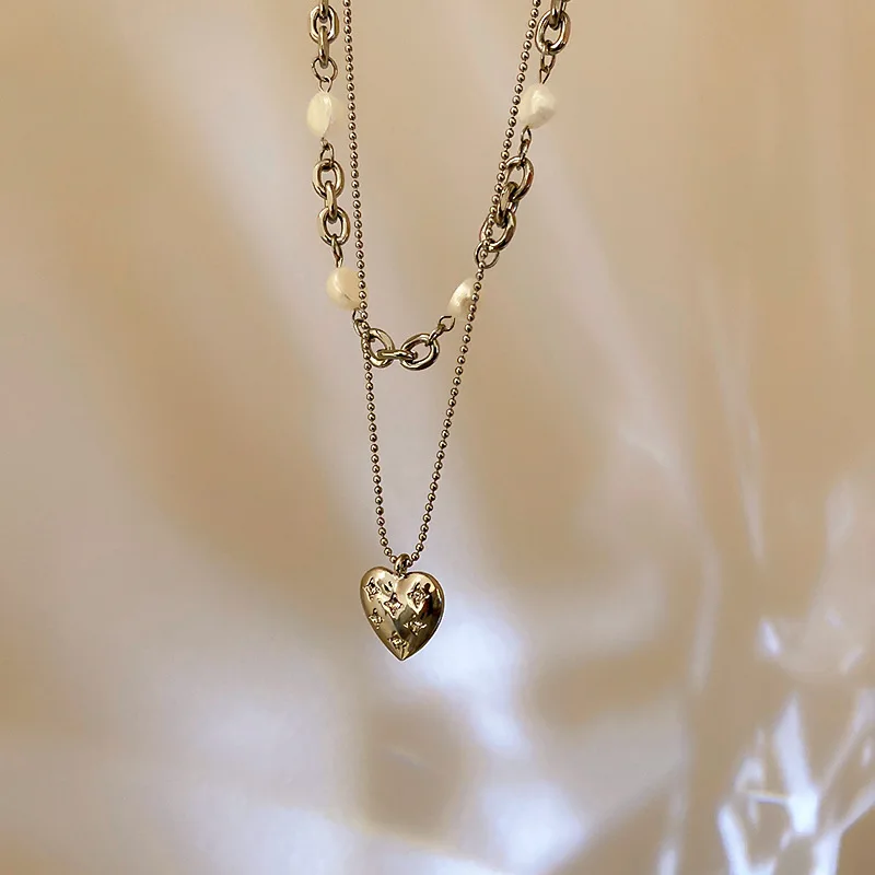 

Newest Designed Silver Plated Double Layers Chain Pearl Choker Necklace Metal Beaded Love Heart Pendant Necklace