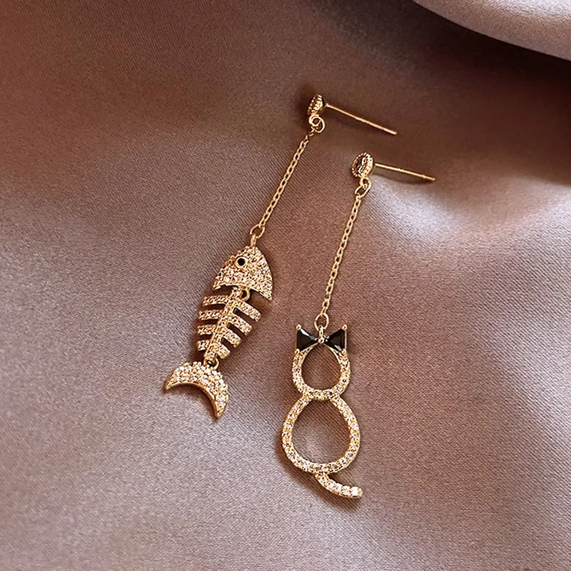 

OUYE Cat fish bone long earrings female new trendy simple temperament earrings 925 silver needle, Golden/silver