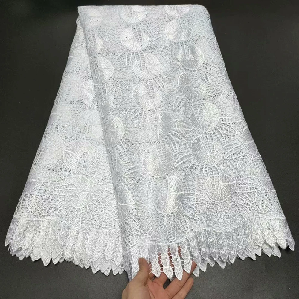 

New Design Pure White Color French Cord Lace Fabrics Beautiful 100% Cotton Guipure Lace Fabrics Sewing Party Dress