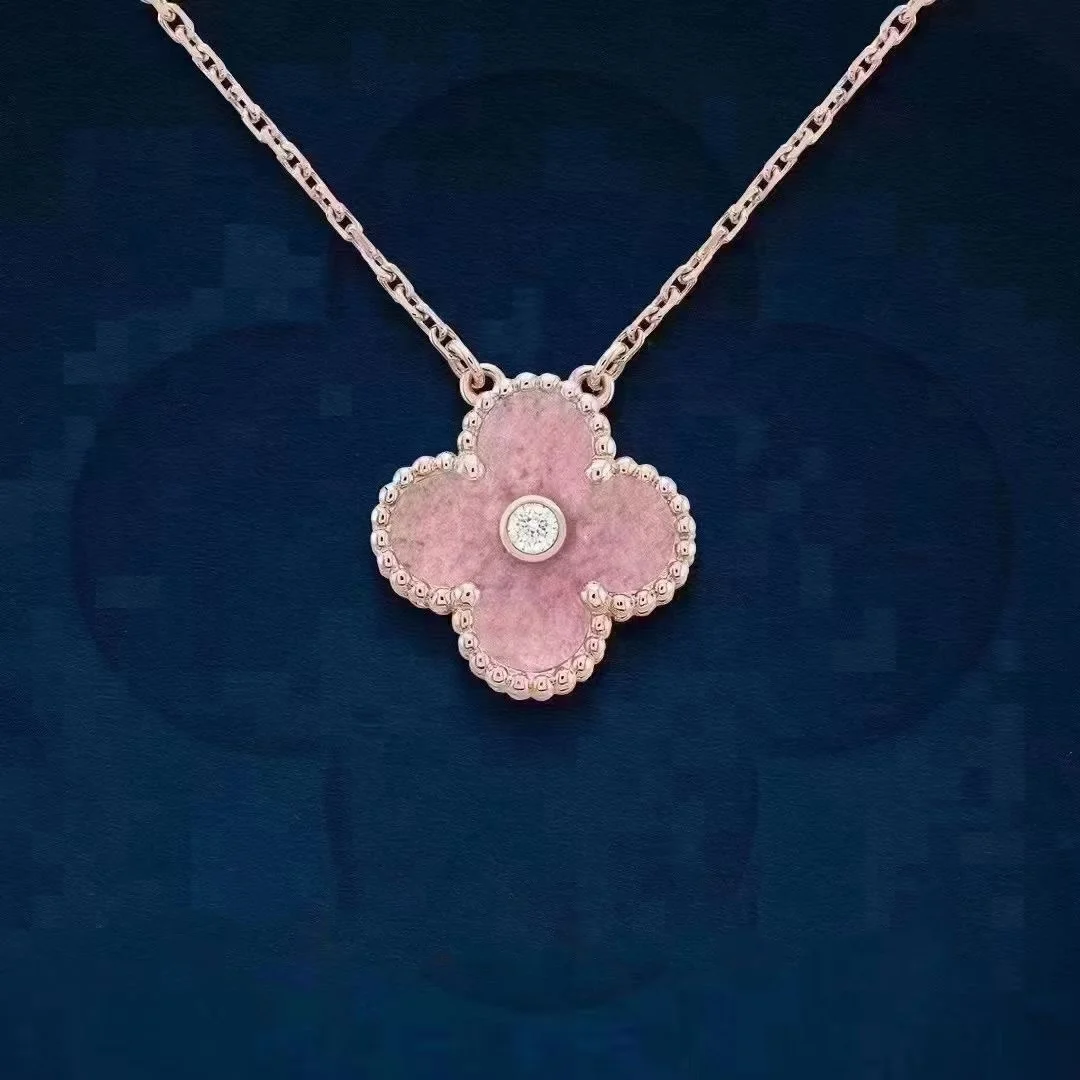 

XULONG high quality S925 silver 2021 new VCA lucky four-leaf clover pink shell natural agate pendant female jewelry necklace