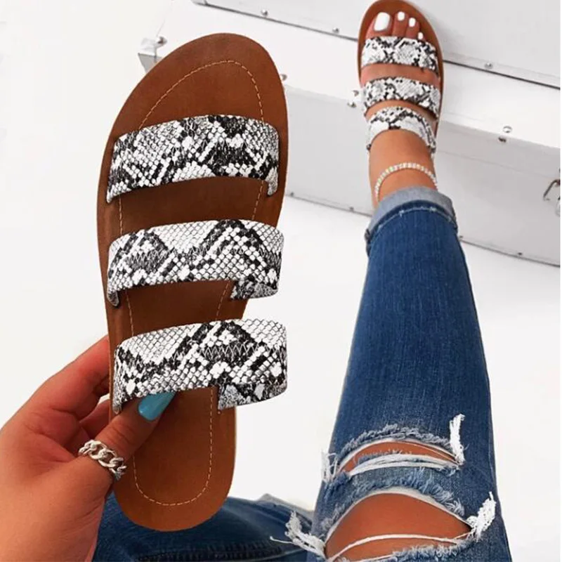 

2020 Shoes Ladies Snake PU Leather Sliders Sandals Comfortable Flat Slippers, Snake prints/leopard prints