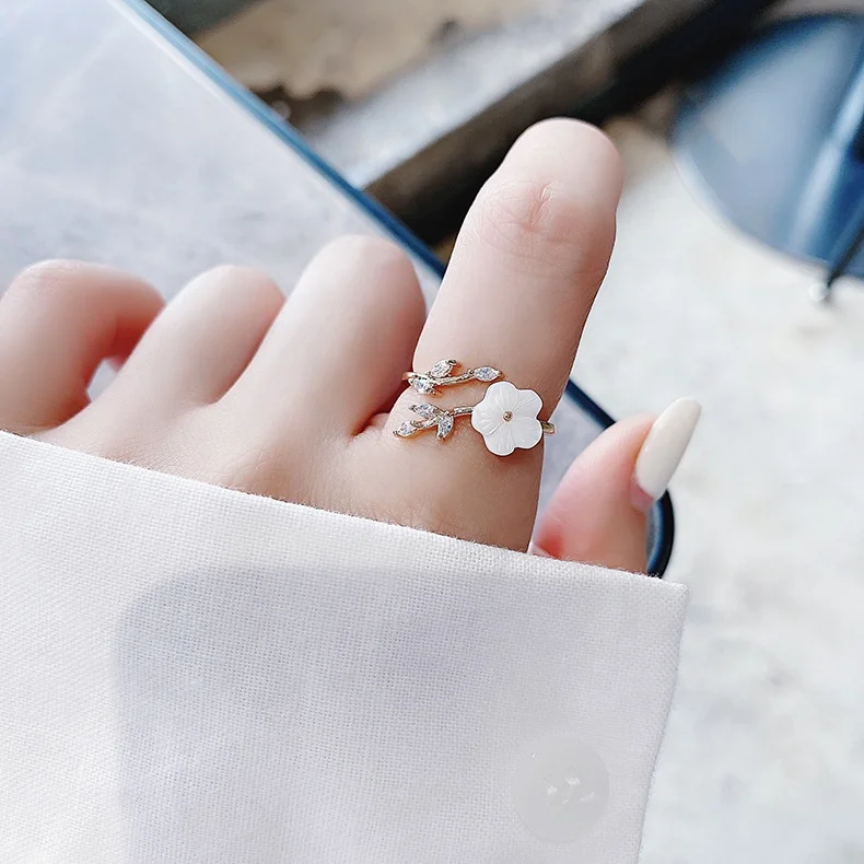 

Fashion jewelry wholesale Korea sweet crystal flower Adjustable Rings women rose gold plated heart wedding open finger ring