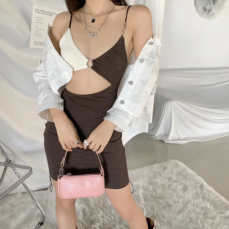 

Fashion Women Summer Casual Dresses New style color contrast women's backless dress, Shown