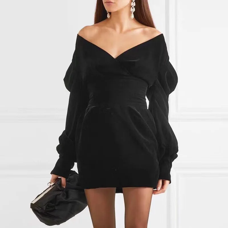 

2019Autumn Latest high quality ladies sexy V neck long sleeve velvet casual dress for women vintage high waistband dress