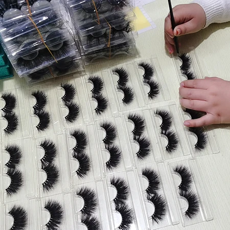 

2021 private label full strip 25mm mink eyelashes wholesale handmade 100% real mink 3D 5D 8D eyelashes with custom packaging