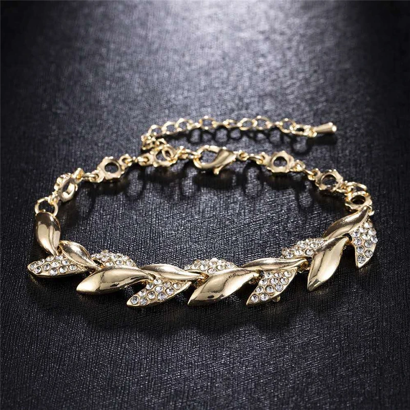 

BR-0212 Yiwu Wholesale Personalized Golden Leaf Bracelet Fashion Elegant Diamond Ladies Bracelet Hot Sale Chain Bracelets Women, Gold