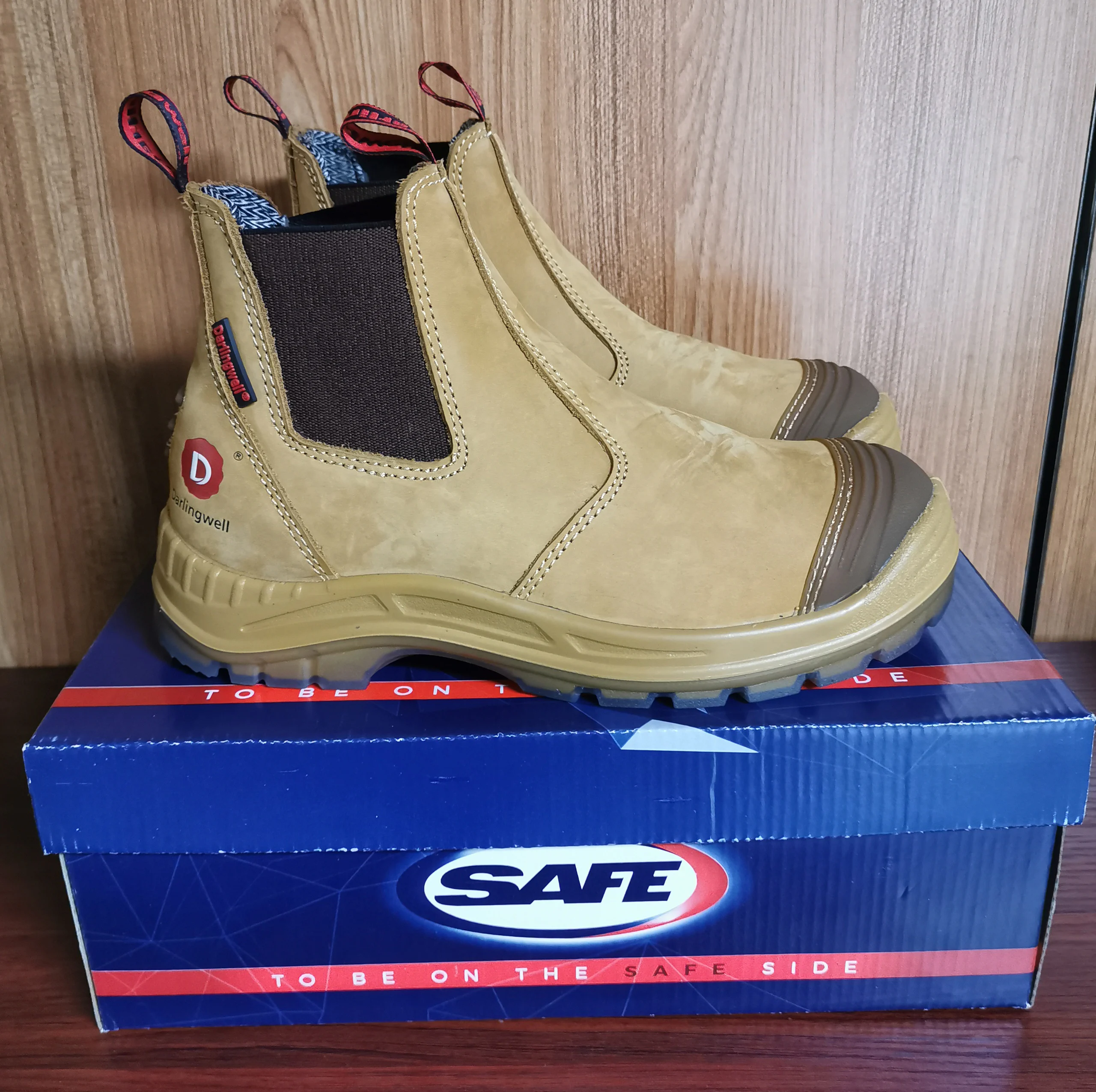 Hot Selling Mongolian Mining Safety Shoes Oil Resistant Work Shoes With