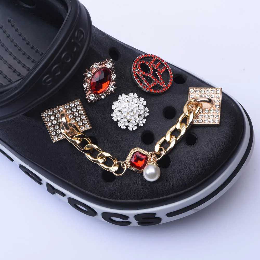 

2020 UNN custom luxury designer croc shoes charm for decorations, Any pantone color