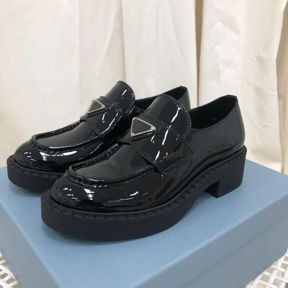 

Chunky Platform Women Casual Famous Brand British Style Women Loafers Genuine Leather Slip on Shoes Women