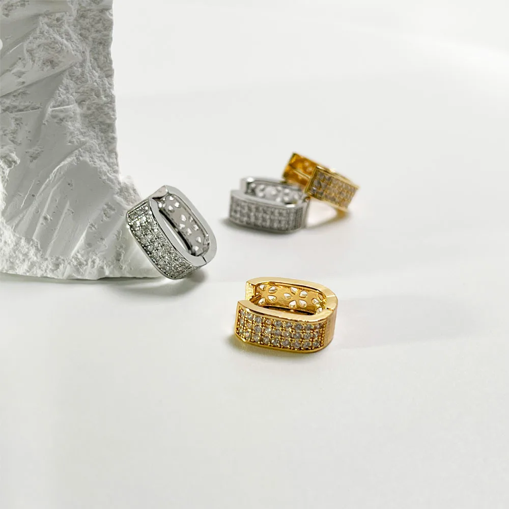 

Ins Best Selling 18K Real Gold Plated Zirconia Square Huggie Earrings Mini Bling Hollow Rhinestone Geometric Hoop Earrings