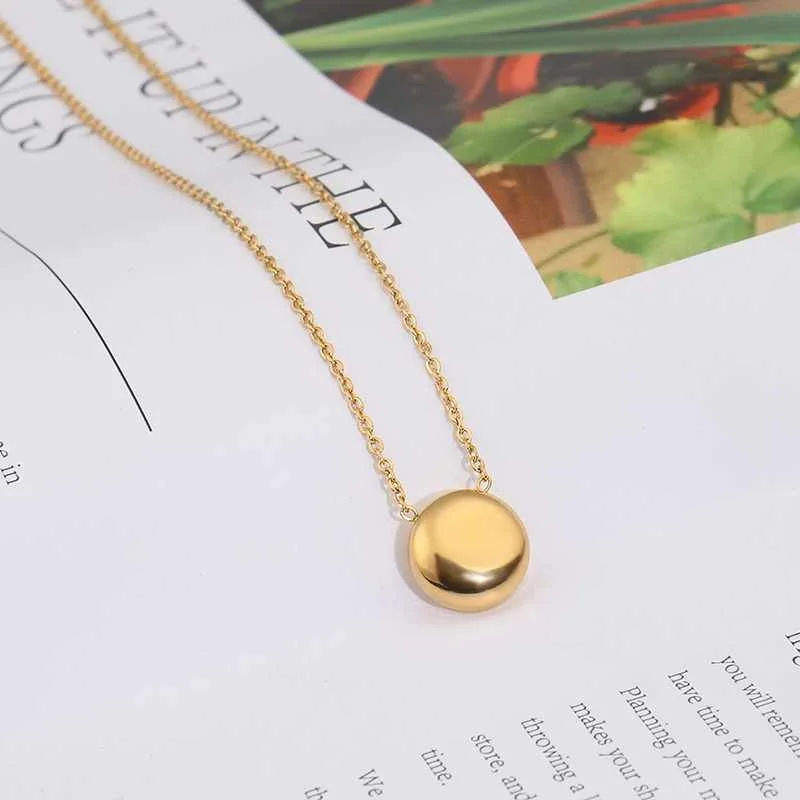 

New Trendy Rose Gold Lucky Little Gold Bean Pendant Necklace Smooth Titanium Steel Necklace Wholesale
