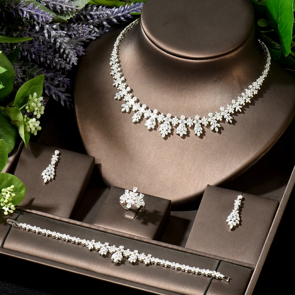 

Dubai Hot sale elegant wedding banquet Bridesmaids diamond XO excellent jewelry 4-pcs sets