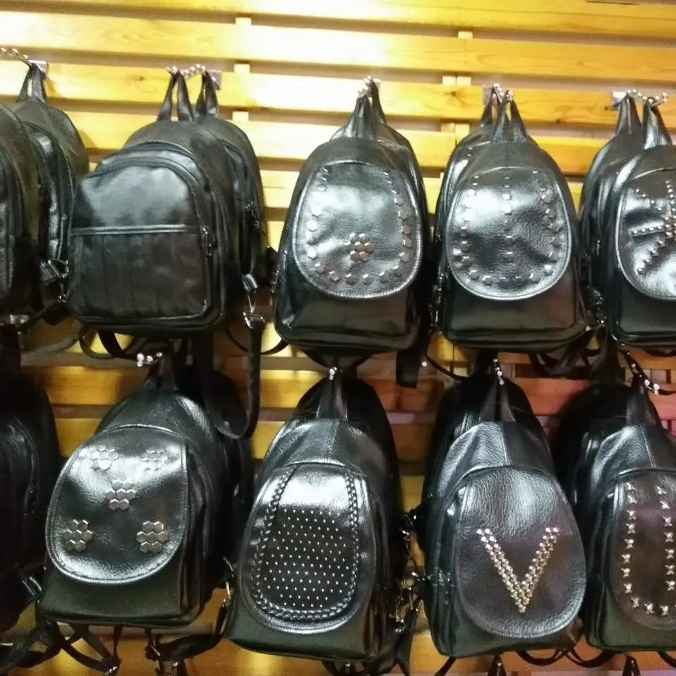 

Mix style fashion men zipper travel bags school backpack stock, Mix color