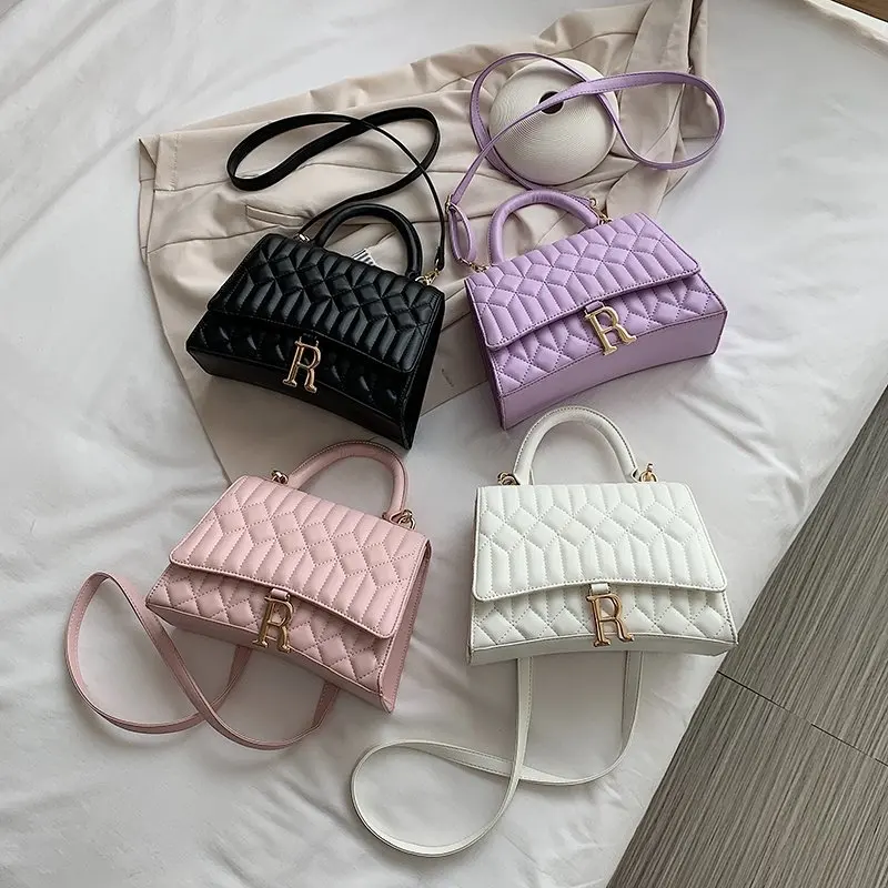 

Quilted chain small square bag solid color handbag for women 2020 fall new fashion crossbody shoulder pink women purse