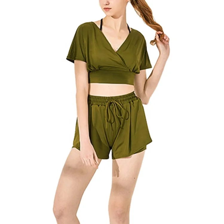 

Women Casual Yoga Clothing Fashion Loose Top And Shorts Sports Fitness Yoga Set