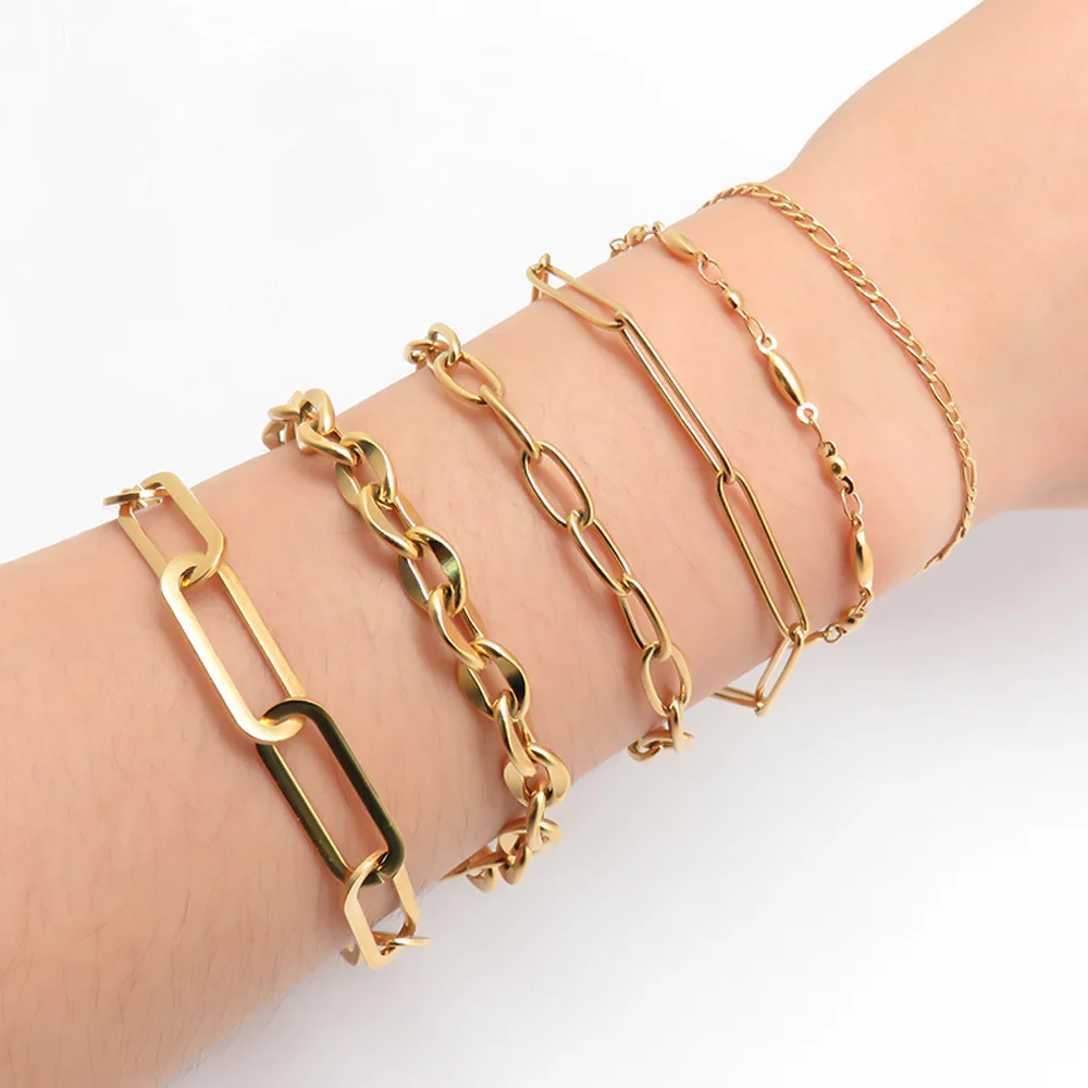 

Hollow Paper Clip Chain Bracelets Adjustable 18k Gold Plated Stainless Steel Hollow Bracelet for Women
