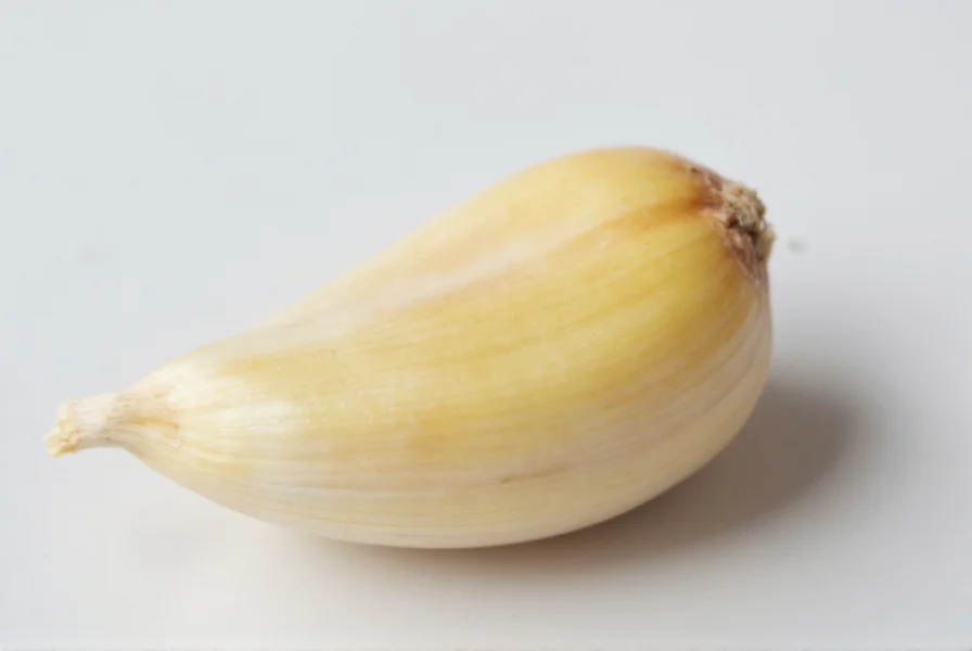 Step-by-step visual guide showing how to mince garlic and measure the results