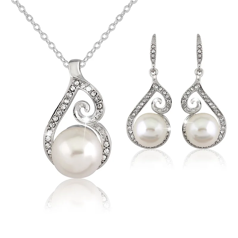 

ROMANTIC Hot Sale Pearl Necklace And Earrings Rhinestone Women Pearl Jewelry Set