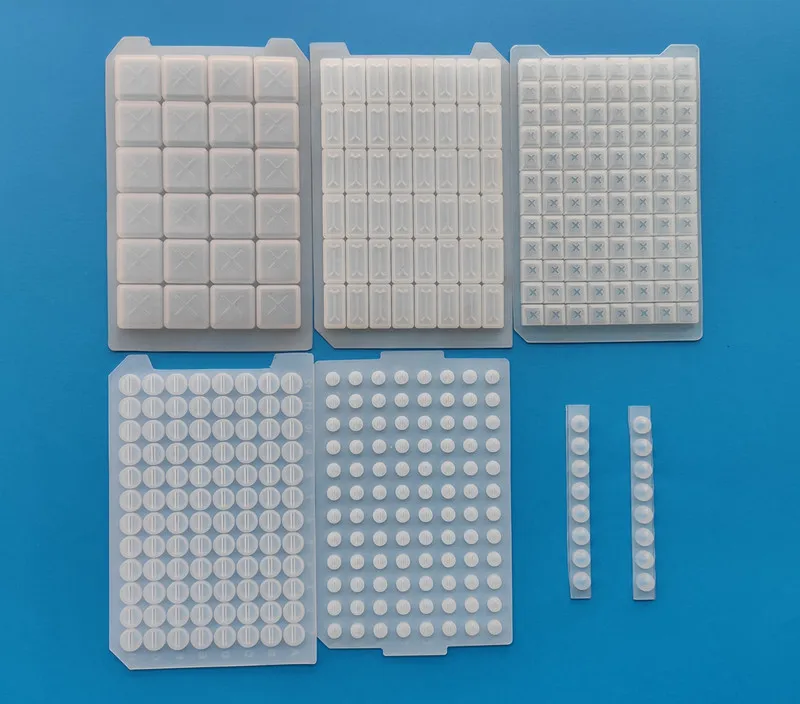 ULTECHNOVO 50 Pièces Boîtes de Pétri en Plastique avec Couvercle Plaques de Pétri Stériles pour Expériences de Laboratoire Études de Biologie Microbiologie 70 Mm Et 55 Mm 