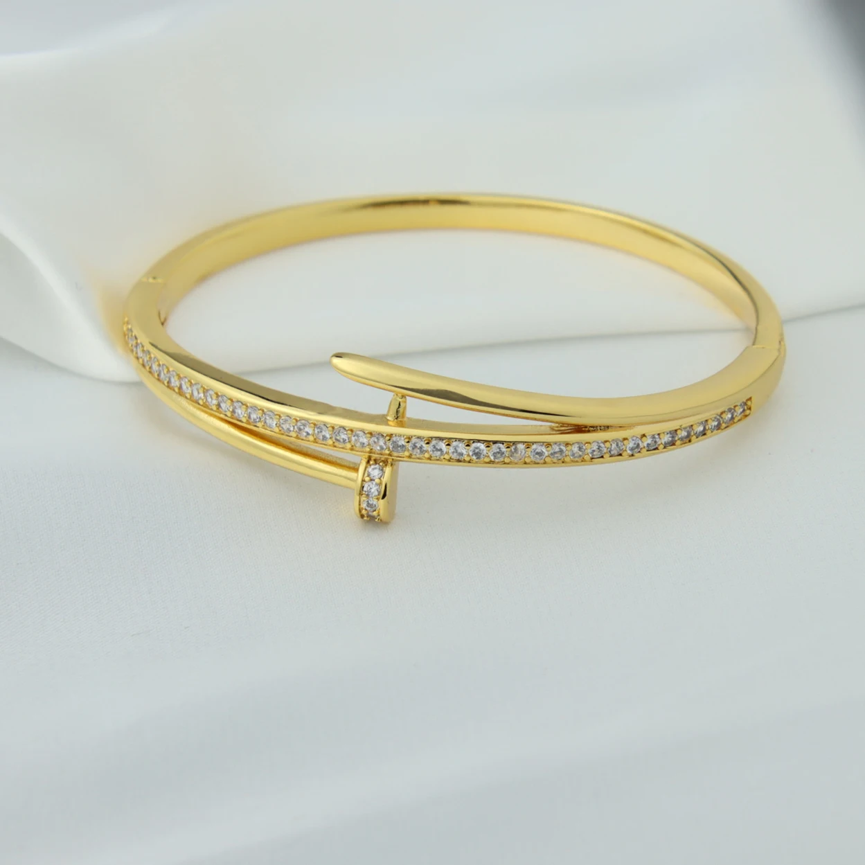

New Arrival Nail Cz Bangle Bracelet Bangles Design In Gold Nail Bracelet Women