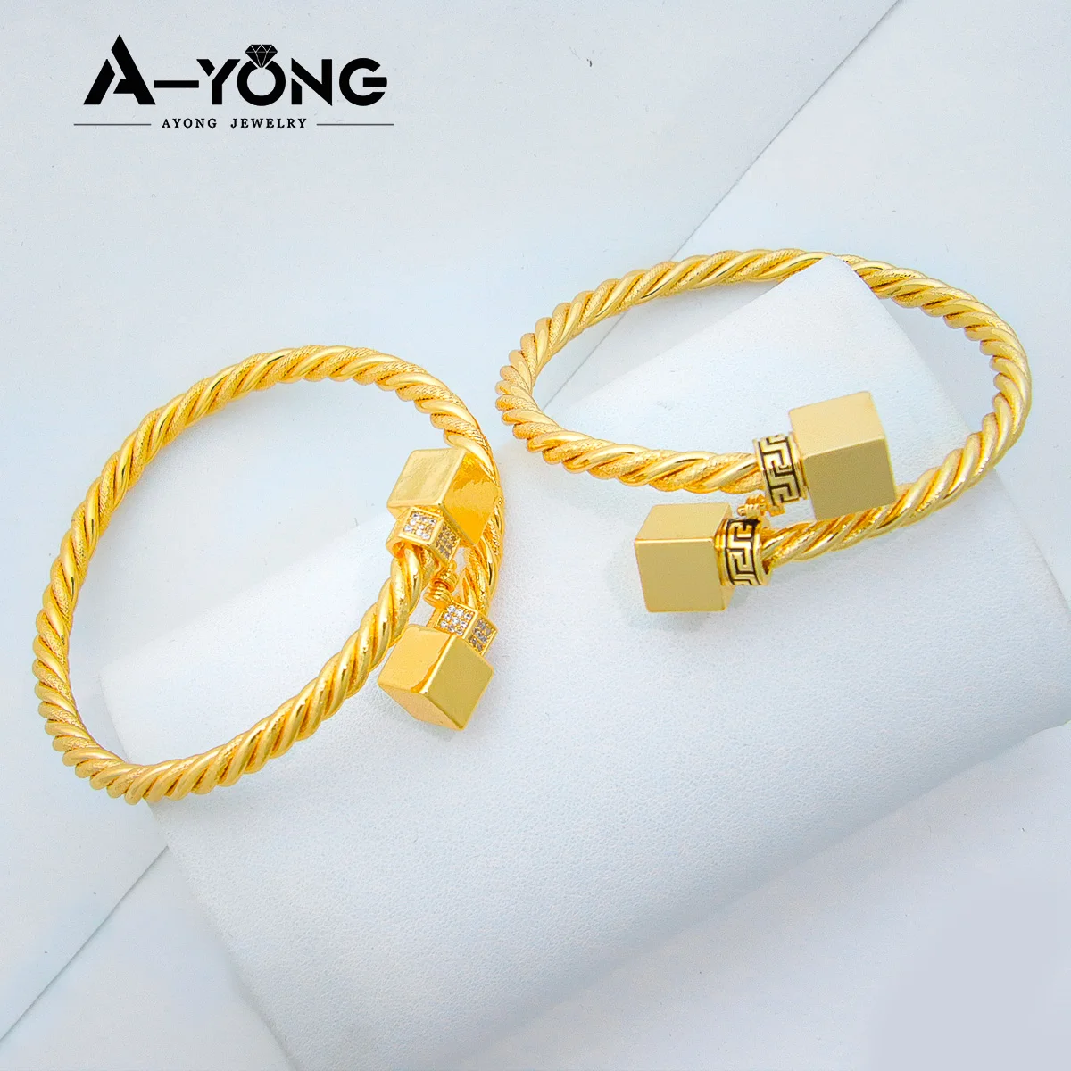 

In Stock Ayong Jewelry Twisted Adjustable Bracelets Brass 18k Gold Plated Bracelet Women