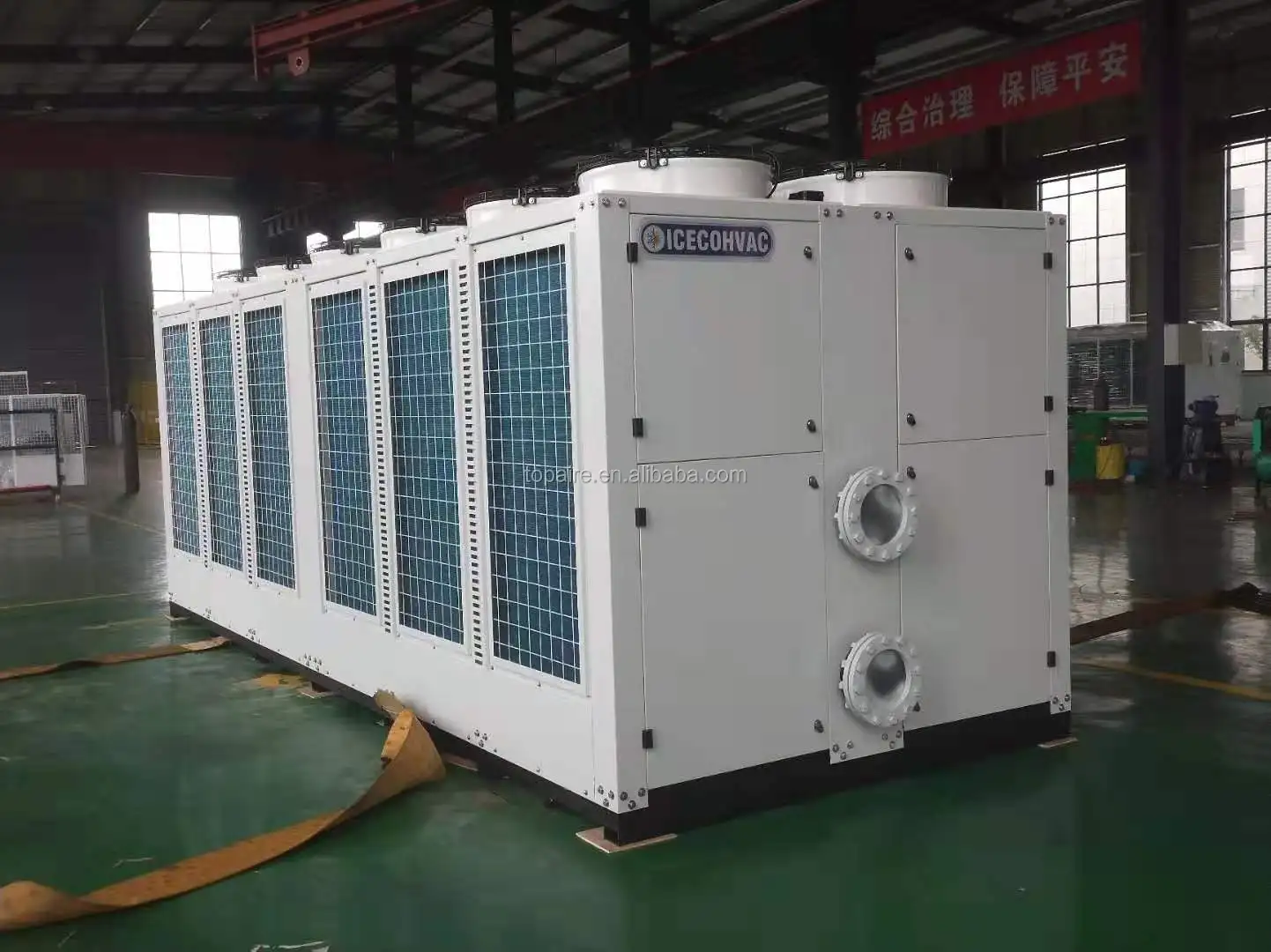 R410a Air Source Scroll Water Chiller 600kw800kw1000kw With 8 Scroll Compressors And 12 Axial 1012