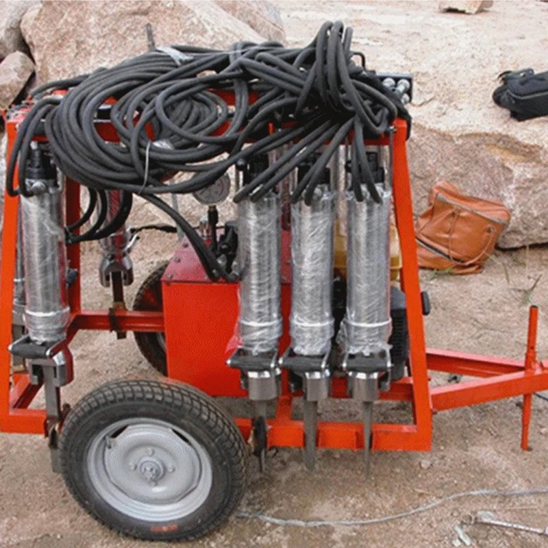 Rock Splitter Machine