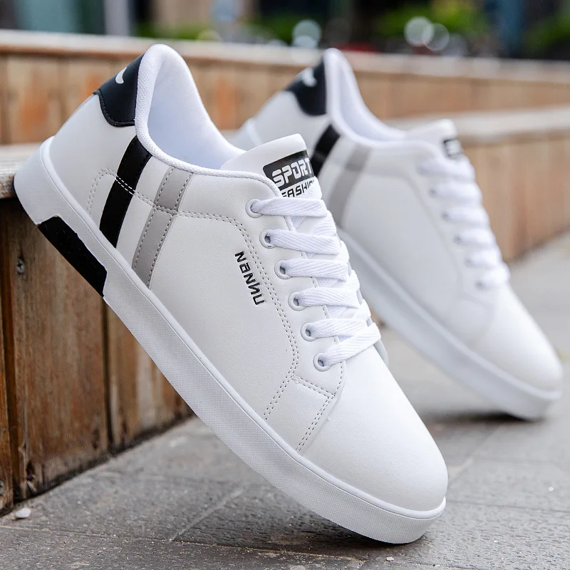

2022 spring and summer student men's shoes white breathable Korean youth shoes men's deodorant casual shoes 3881