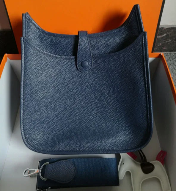 

Evelyn bucket H bag unisex oblique cross head layer leather mini bag 2020 new