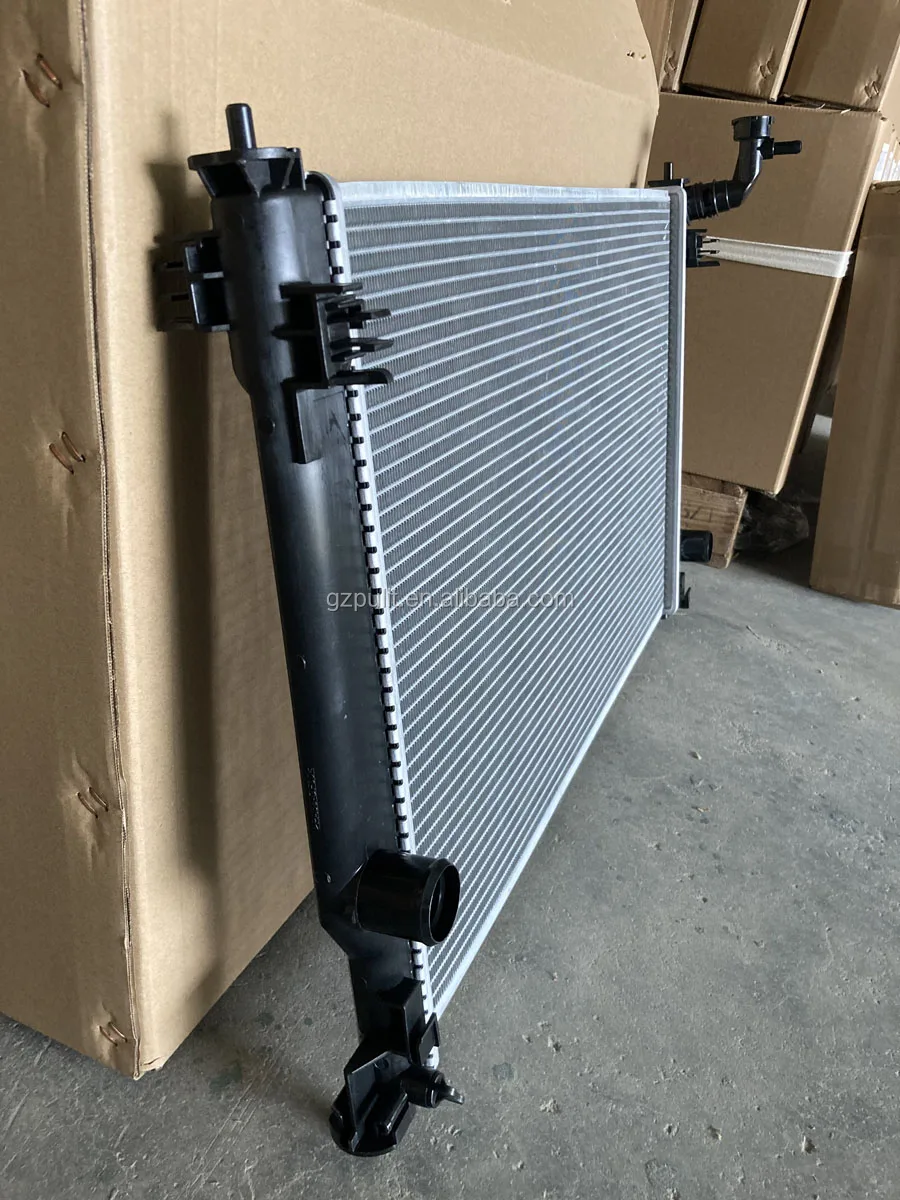 Best Sale Auto Radiator PA66-GF30 for Toyota Rav4 2019-2020