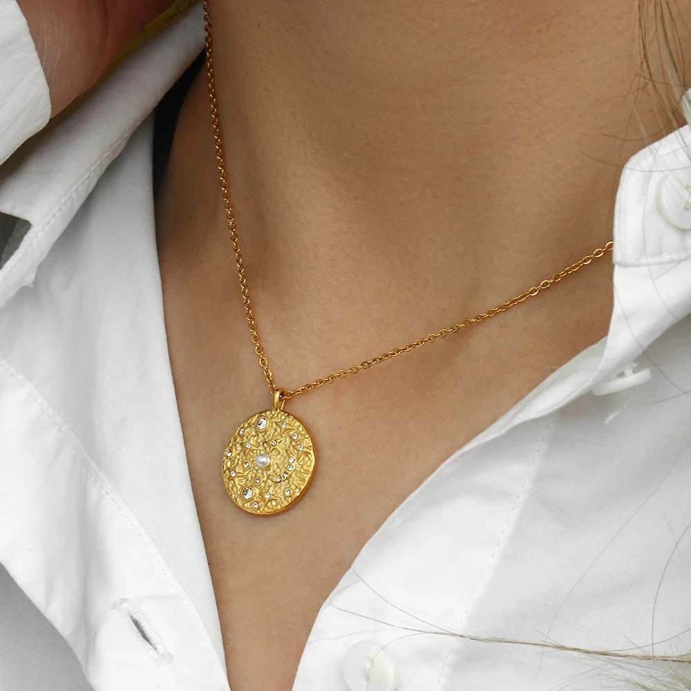 

Tarnish Free Disc North Star Coin Necklace Freshwater Pearl Zircon Stainless Steel Necklace Fine Jewelry