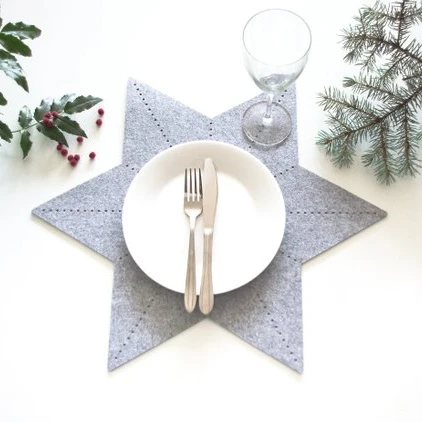 

Creative carved star design felt placemat heat resistant dish mat, 41 colors