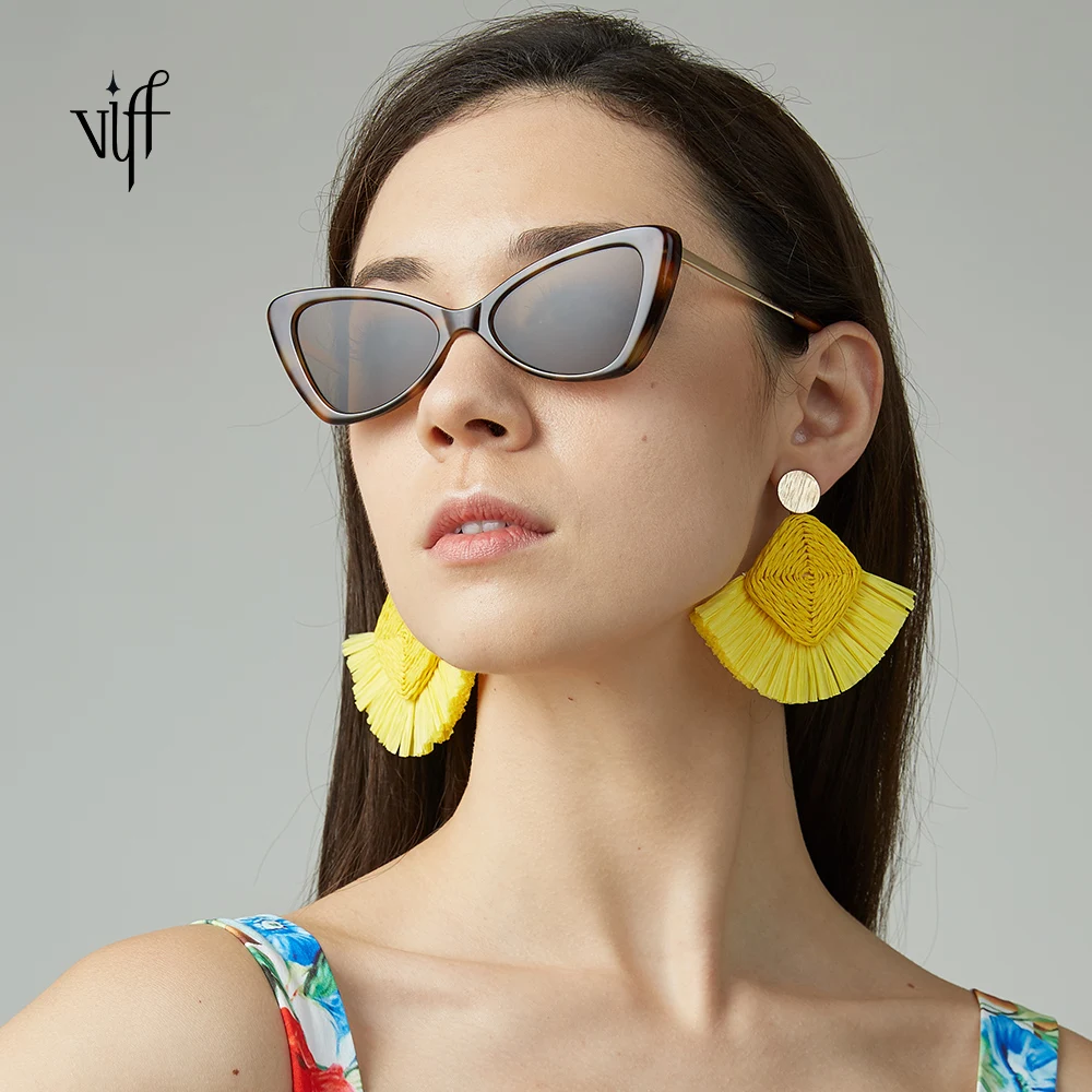 

Capable Manufacturer HP19948A Plastic Frame Custom Logo Retro Sunglasses