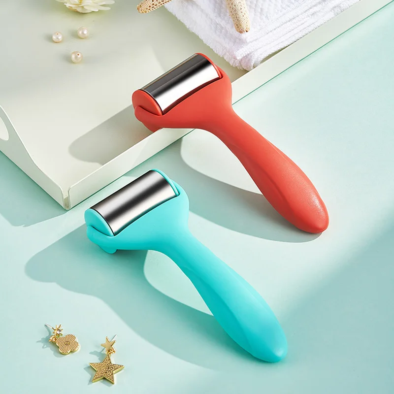 

Cool Roller Ball Magic Ice Facial Plastic Massager Ice Roller, Red, blue