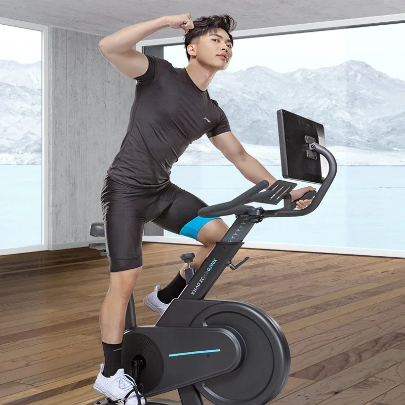 

Cheap Price Gym Fitness Commercial Spinning Bikes with Screen