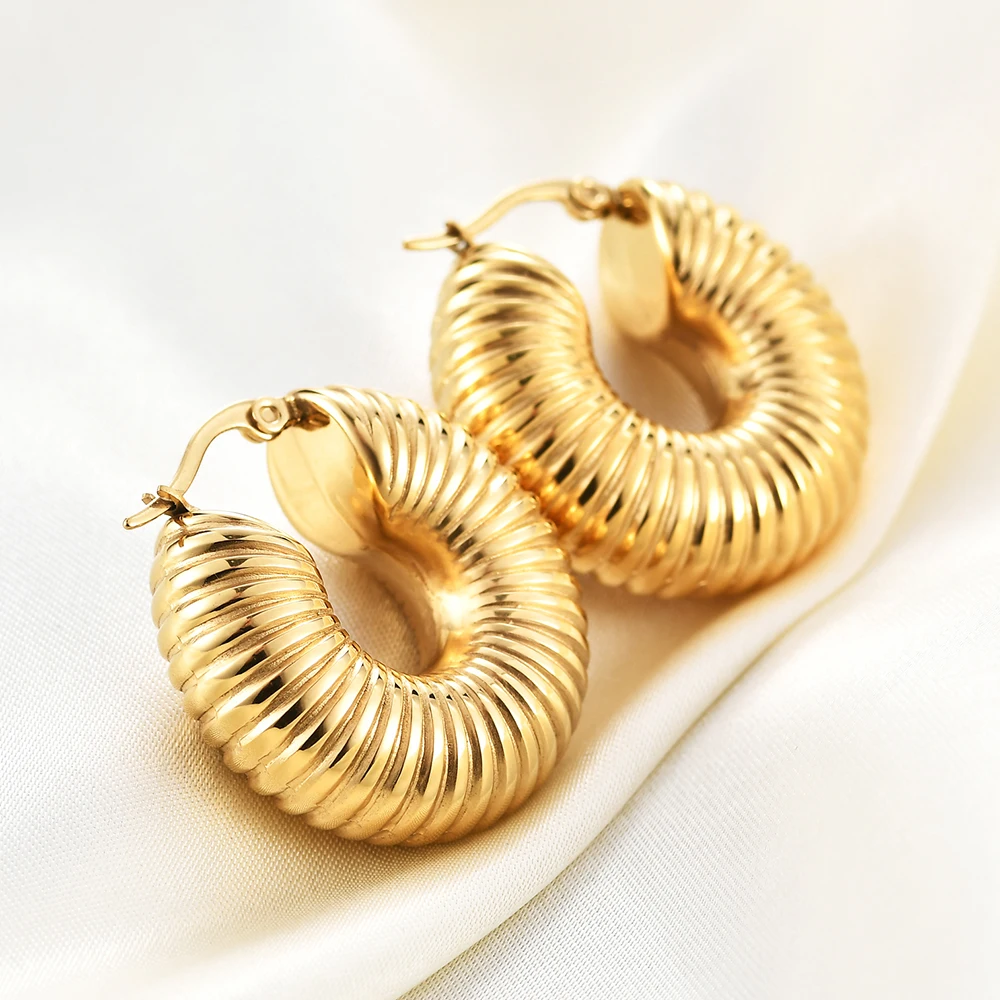 

Fashion all-match stainless steel hoop earring for women circle water pipe shape gold-plated earrings wholesale